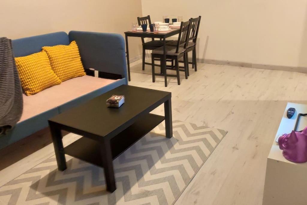 Charmant Appartement Proche Melun Centre Ville Buitenkant foto